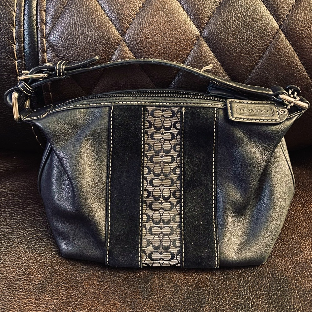 Coach small leather bag